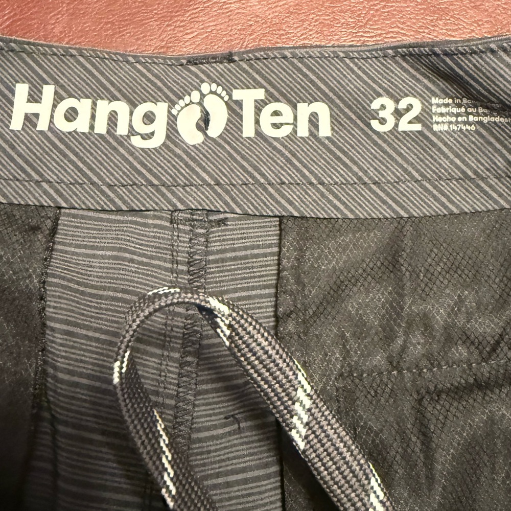 New Hang Ten Dark Gray Striped Patterned Short size 32 - Picture 5 of 11